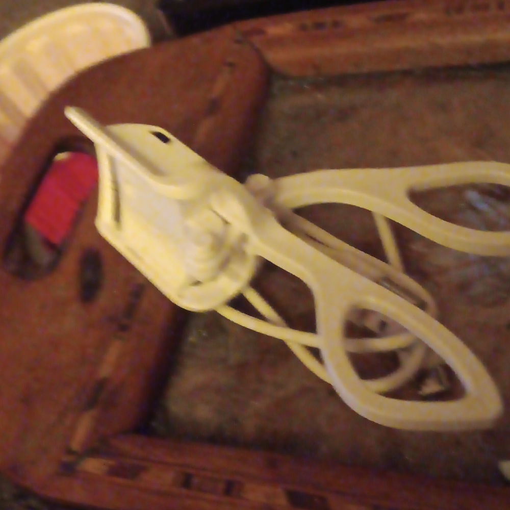 PLUG HOT EYELASH CURLER LED